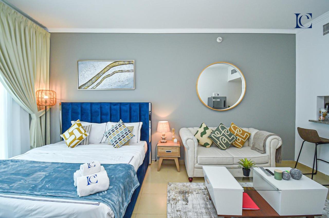 Luxury Escapes - View Brand New In X1 Tower Jlt