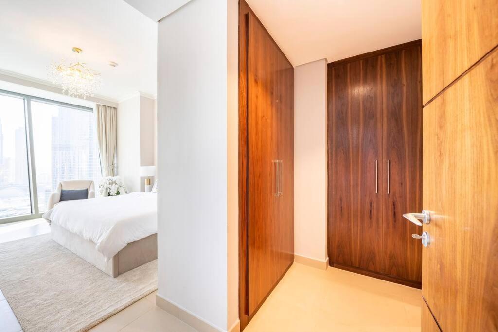 Larbi Breathtaking Burj And Fountain View Luxurious 2 Bed Apartment *