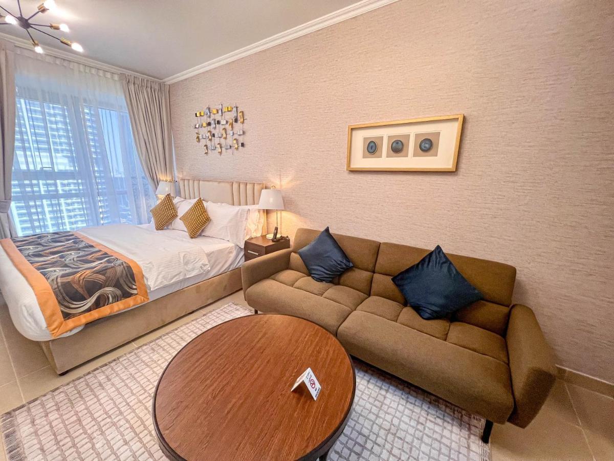 Cosmos Living Luxurious Near Metro *