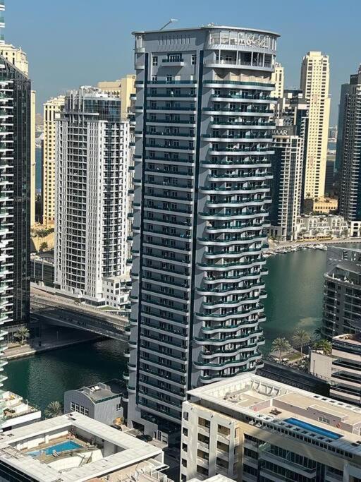 Amazingview, In Dubai