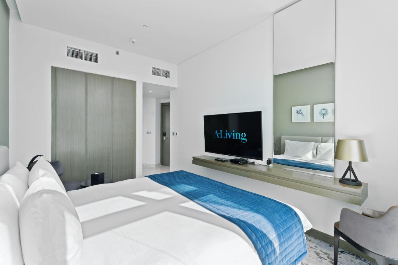 Aliving Elegant Maison Prive With Burj Khalifa Canal Views Business Bay 3110 Dubai