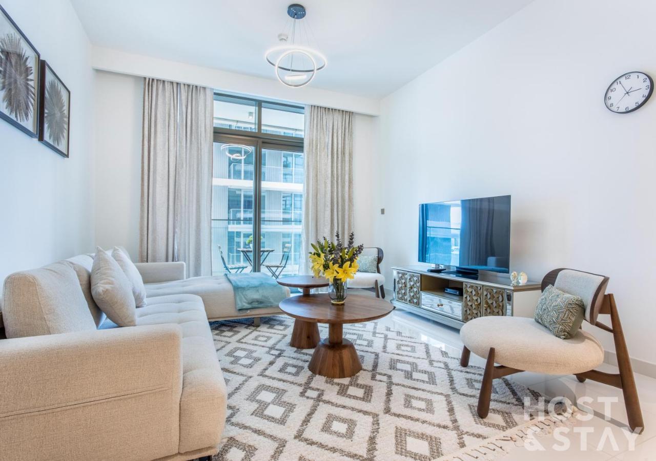 Vista Tower 2 - 1br - Emaar Beachfront Apartment