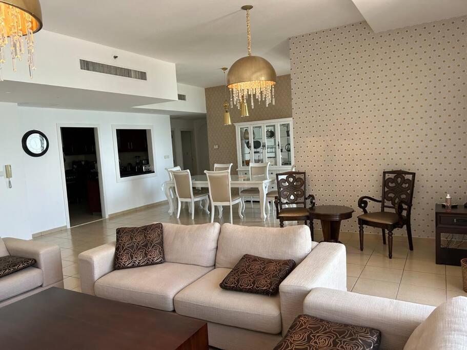 Gorgeous 4bed Sea View At Jbr * Dubai