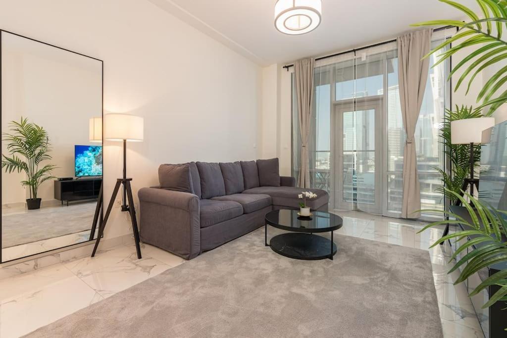 Breathtaking 1bed With Balcony In Al Habtoor Apartment *
