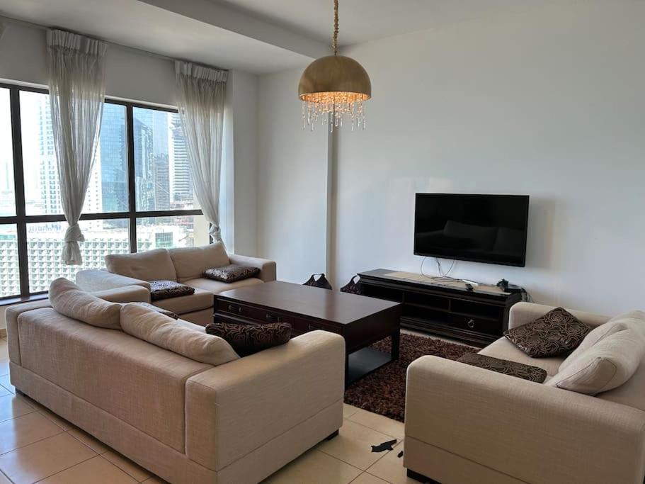 Gorgeous 4bed Sea View At Jbr Apartment