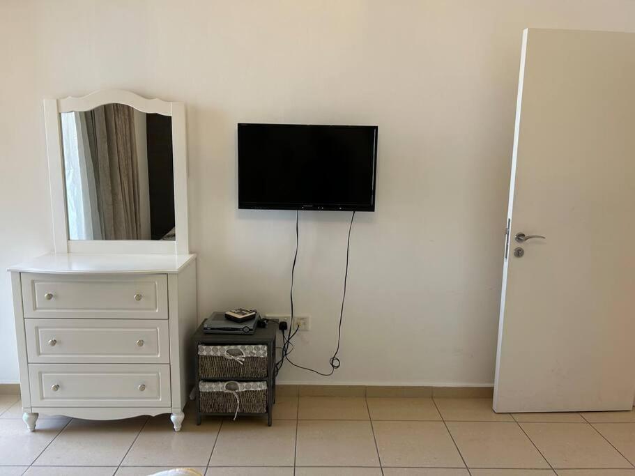 Gorgeous 4bed Sea View At Jbr Apartment *