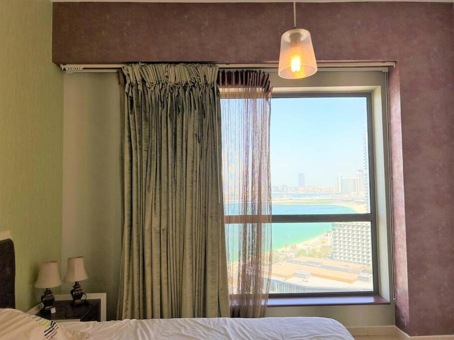 Gorgeous 4bed Sea View At Jbr * Dubai