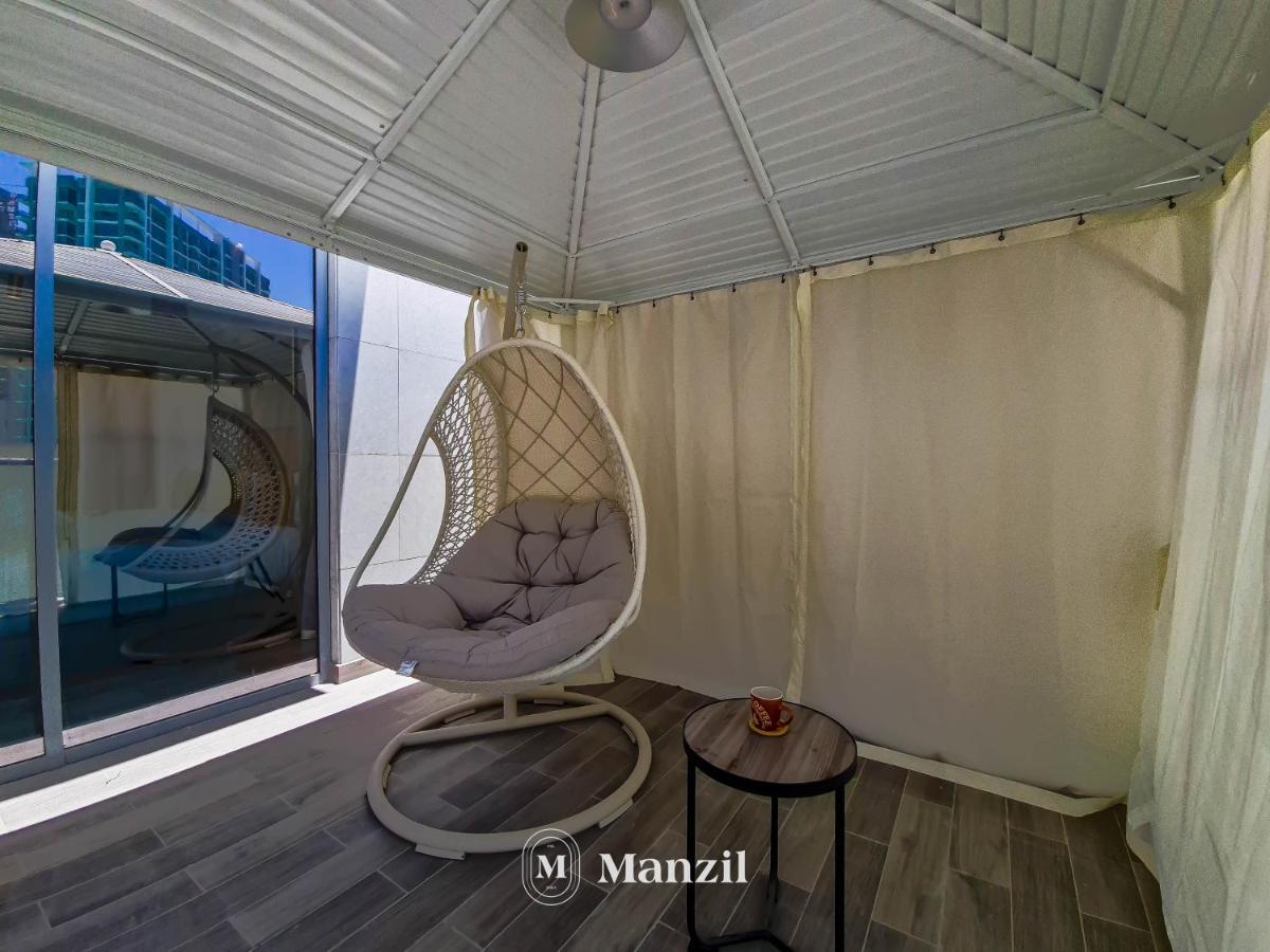 Stylish Waterfront 1 Bedroom W Pvt Near Downtown * Dubai