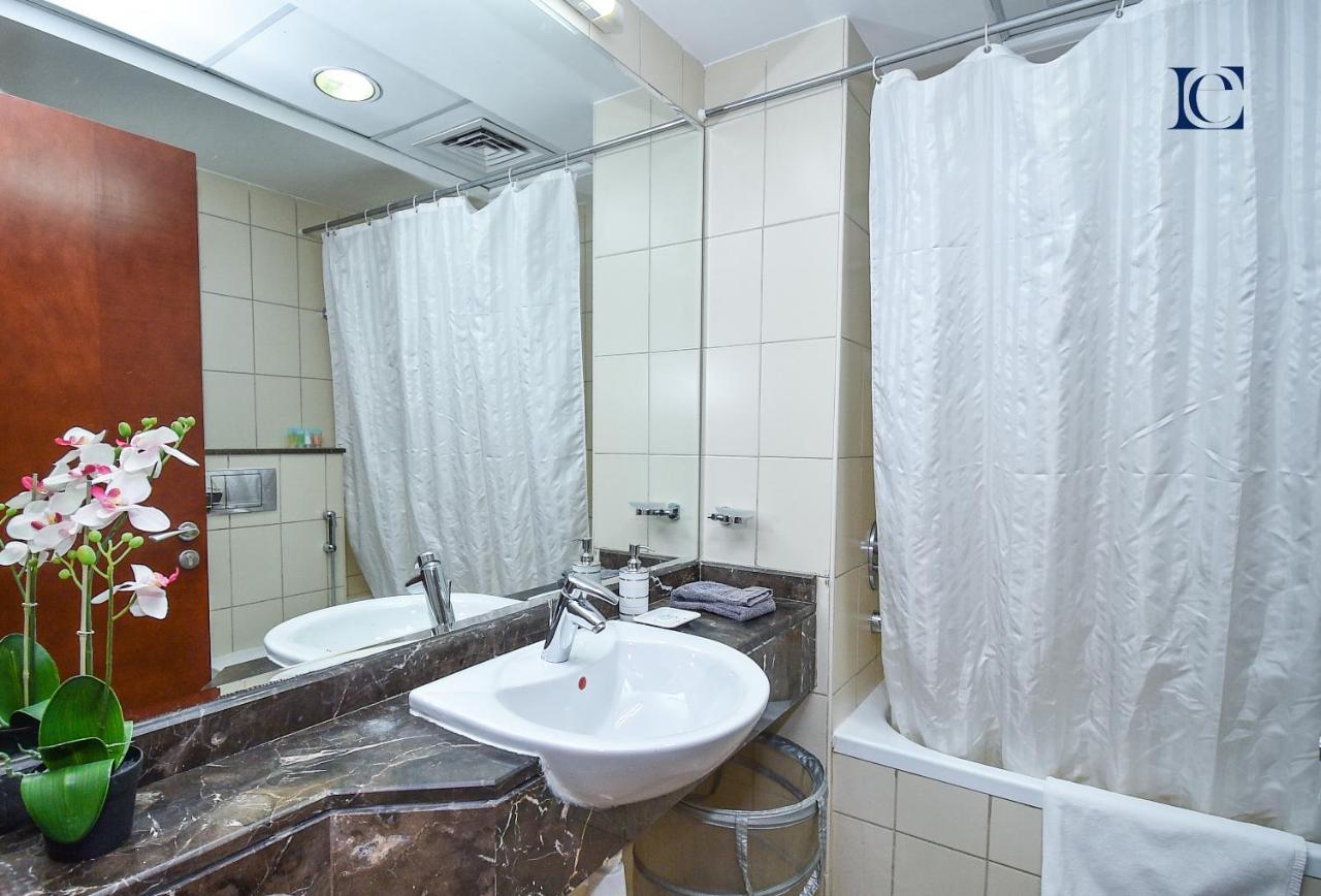 Luxury Escapes - View Brand New In X1 Tower Jlt Apartment *
