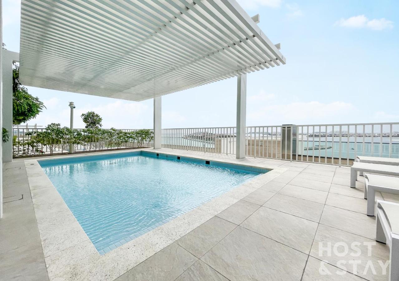 Vista Tower 2 - 1br - Emaar Beachfront Apartment Dubai