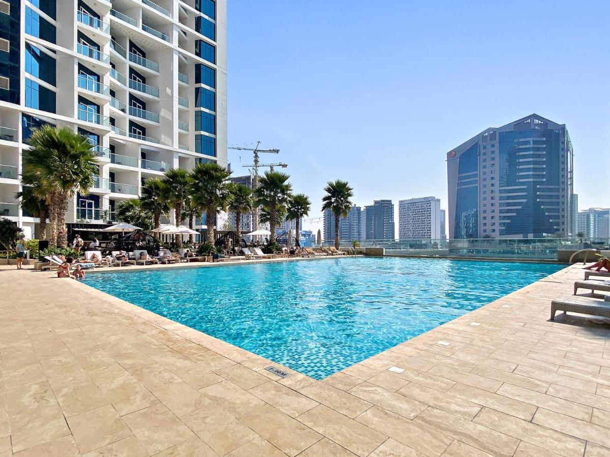 Apartment Aliving Elegant Maison Prive With Burj Khalifa Canal Views Business Bay 3110 Dubai