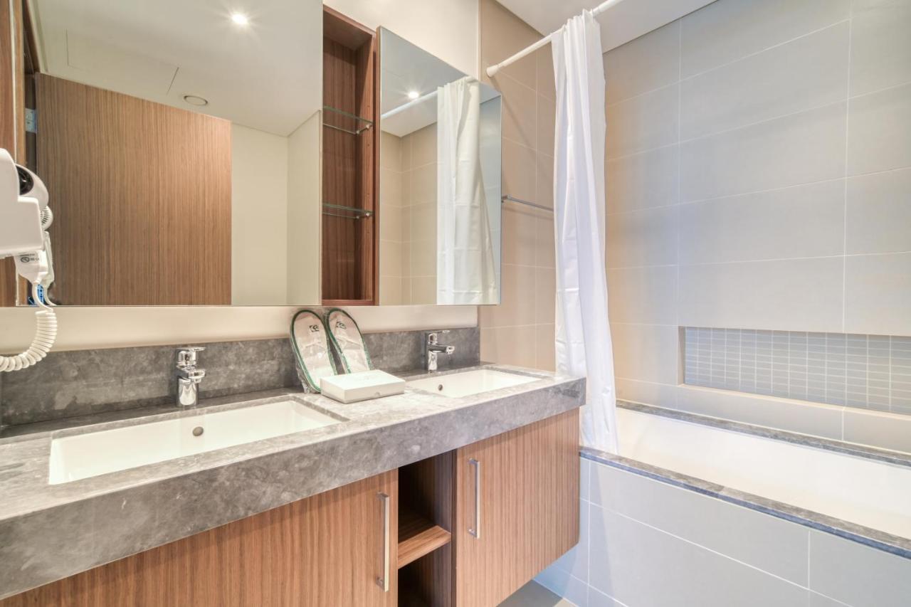 5242 Tower Luxury 2 Bedroom In - Marina By Pk Holidays Apartment Dubai