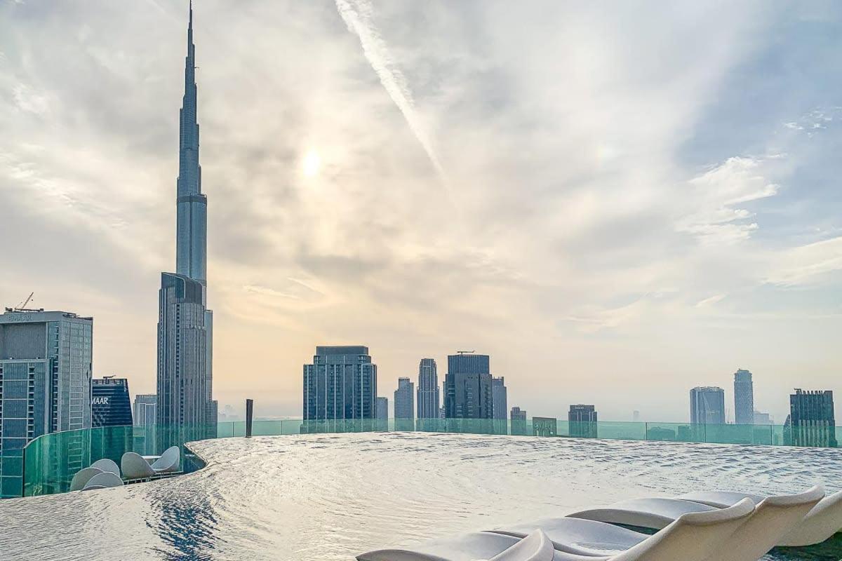 Frank Porter - Paramount Midtown Dubai