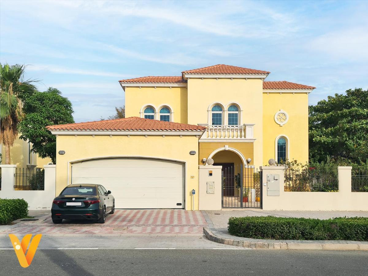 Luxury 3br Private And Elaborate Gardens *