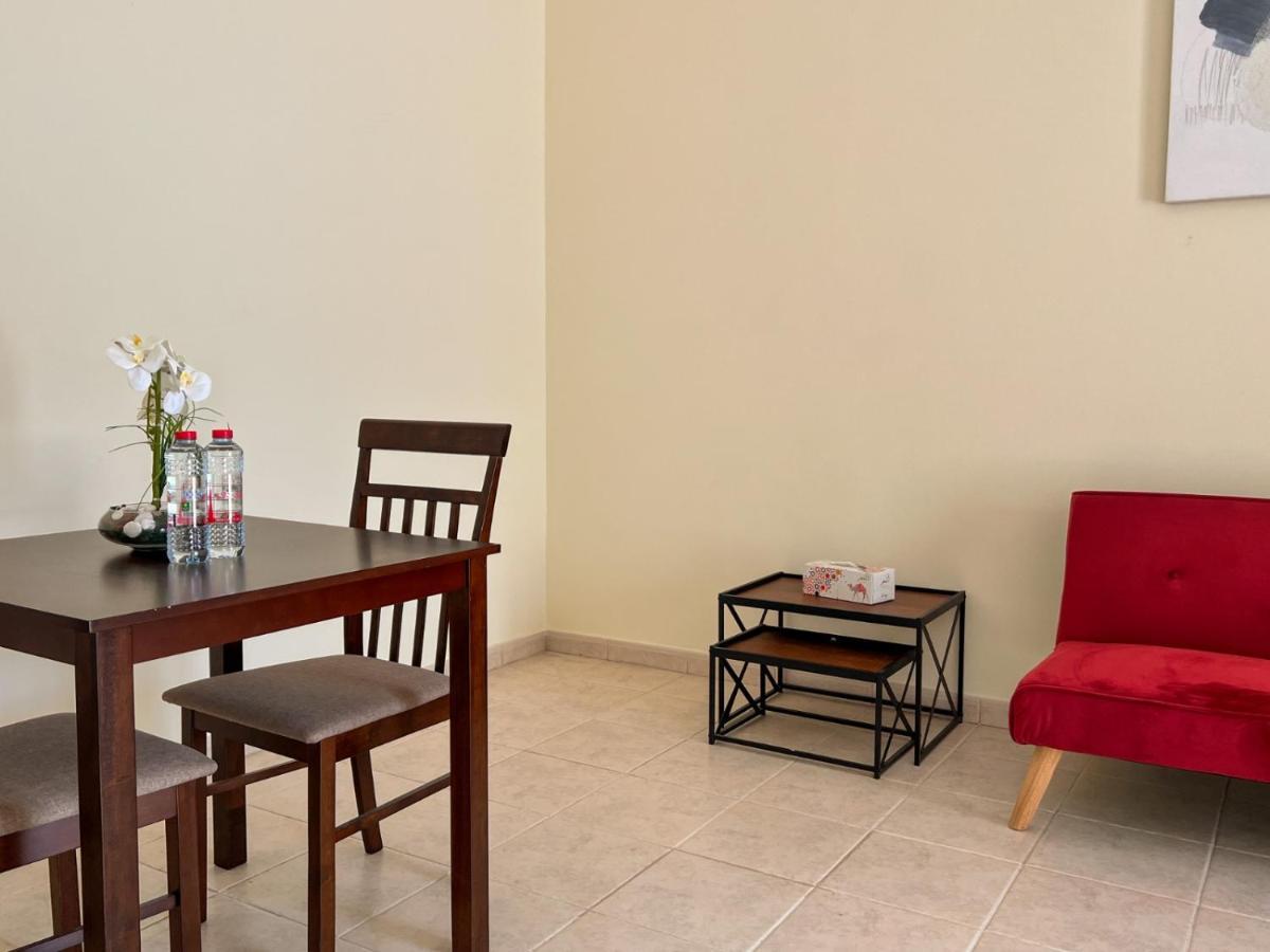 Esaw Holidays Apartment *