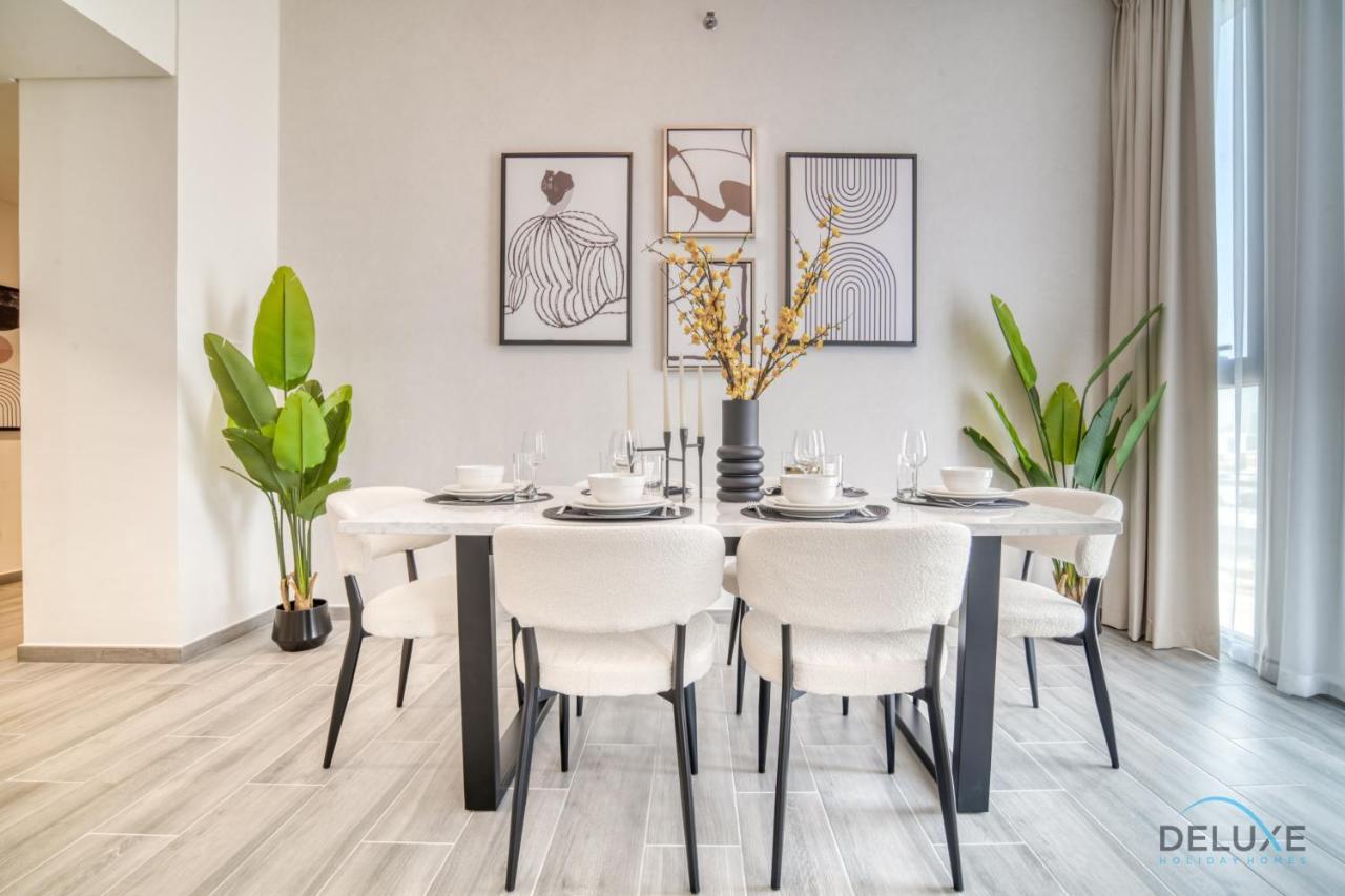 Charming 2br With Assistant At Mesk 1 Midtown Production By Deluxe Homes