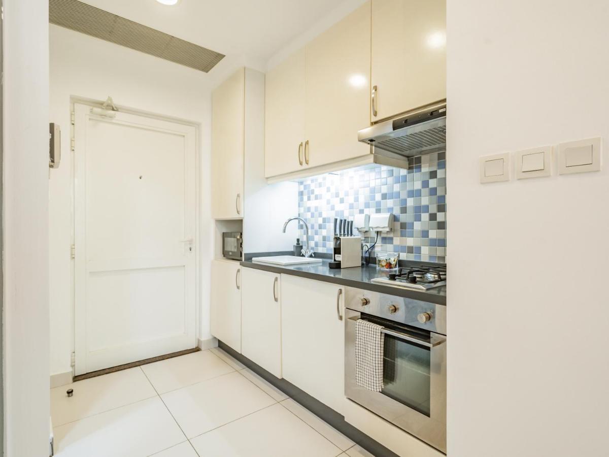 Minimalistic In Palm Views - Palm Jumeirah Apartment
