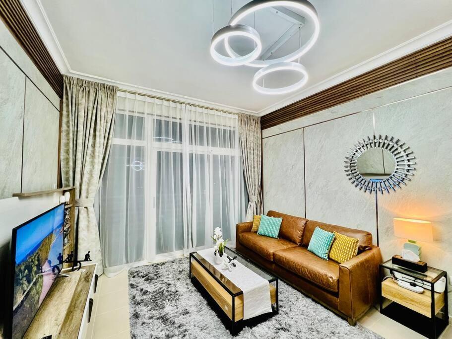 New Luxury 1br Near Burj Khalifa * Dubai