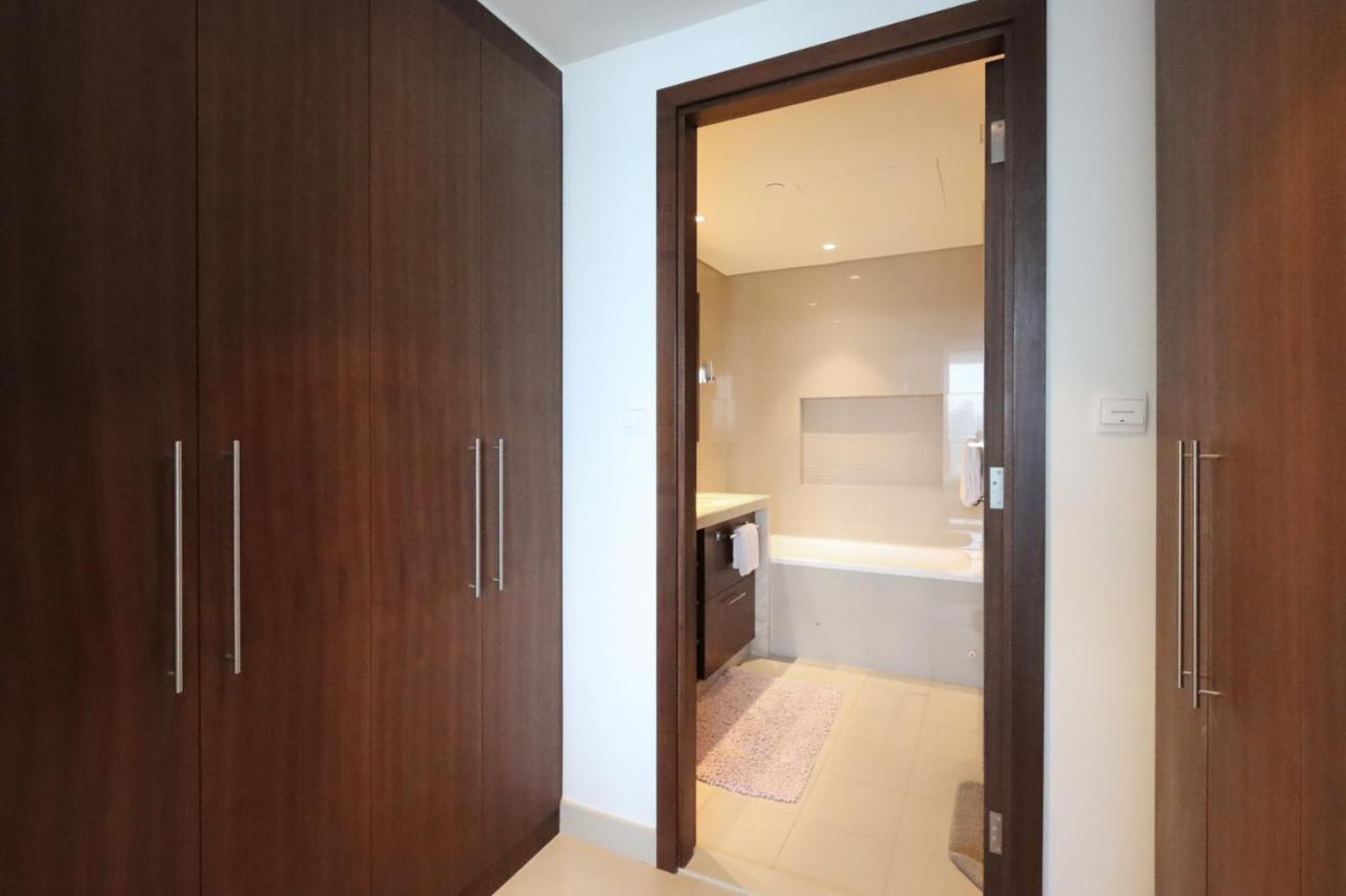 Apartment Livbnb - 2br Burj View In Boulevard Point