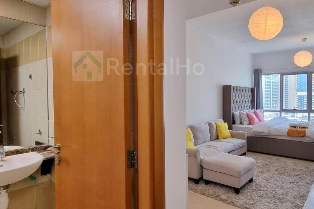 Lxury Near To Metro Station & Zone