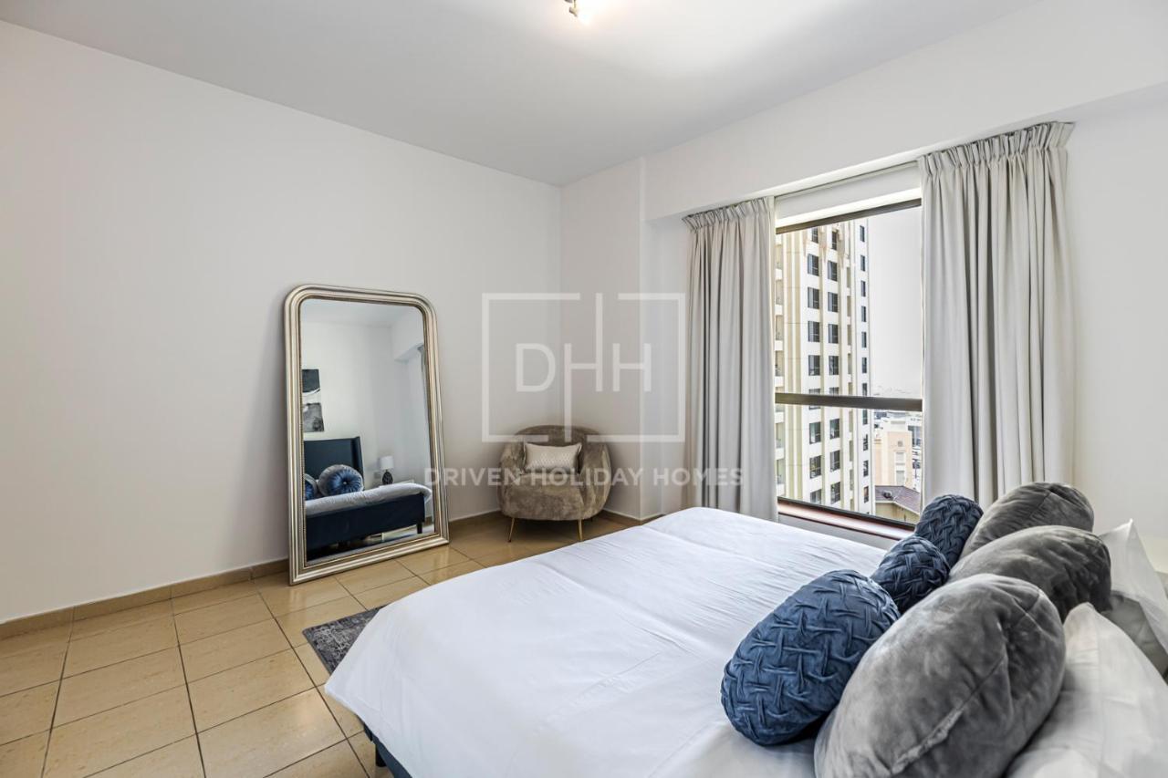 Apartment Spacious 1br Next To Jbr Cinema Rimal B3 - Nox Homes *