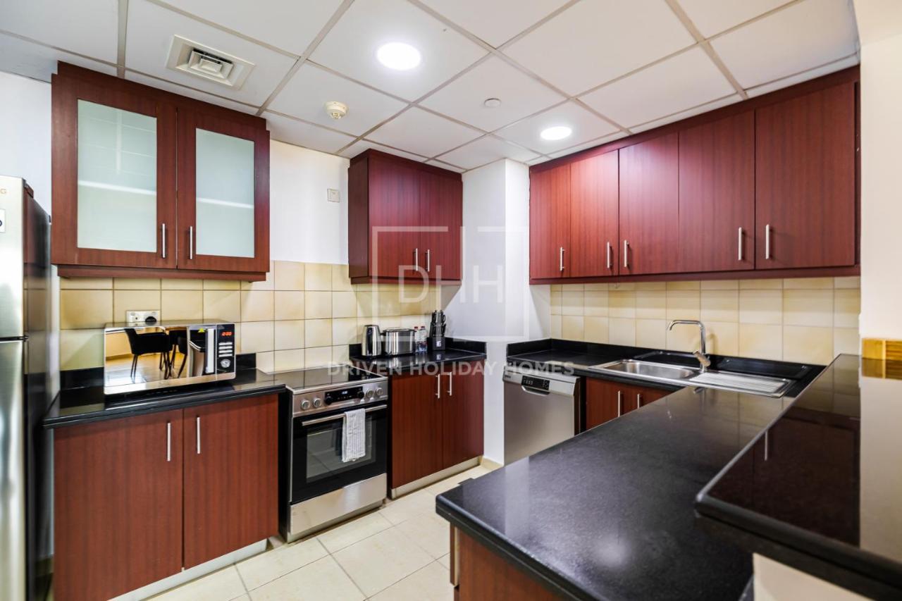 Spacious 1br Next To Jbr Cinema Rimal B3 - Nox Homes Apartment *