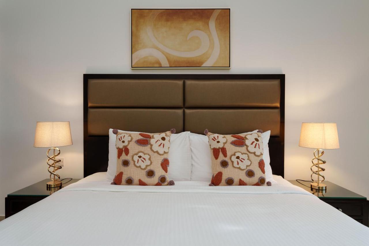 Maison Privee - Tasteful Apt Cls To Burj Khalifa & Mall * Dubai