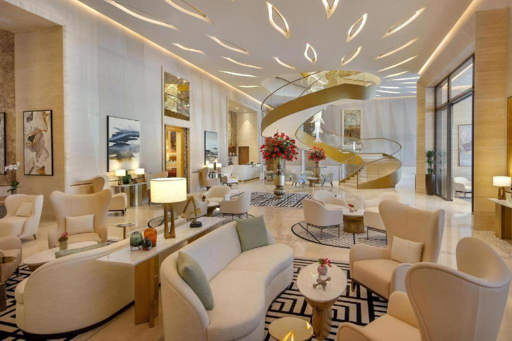 Ultra Lux Sea View With St Regis Amenities Apartment *