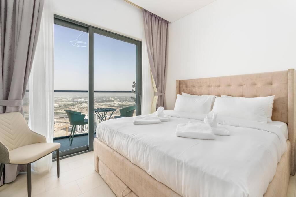 Modern 1bdr - 10min From Burj Khalifa - Sobha Waves *