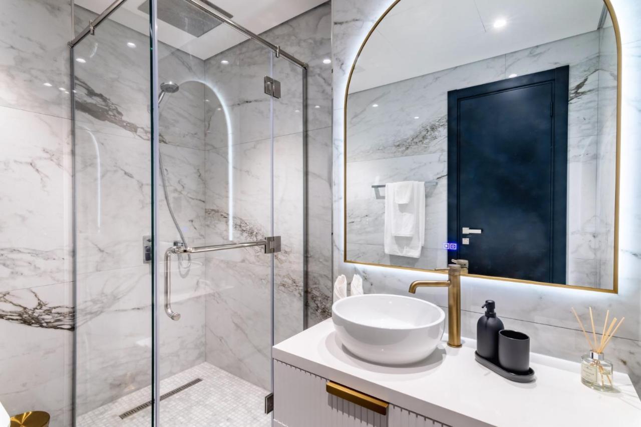 Apartment Luxury Penthouse At Marina 180 Marina Views *
