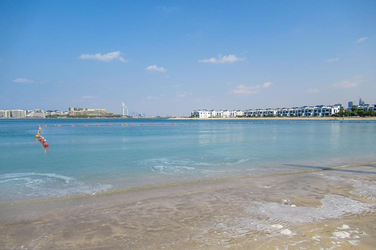 Frank Porter - Al Nabat, Shoreline 8 Apartment Dubai