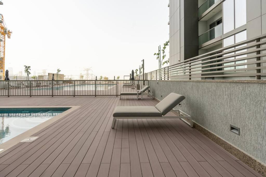 Apartment Modern 1bdr - 10min From Burj Khalifa - Sobha Waves