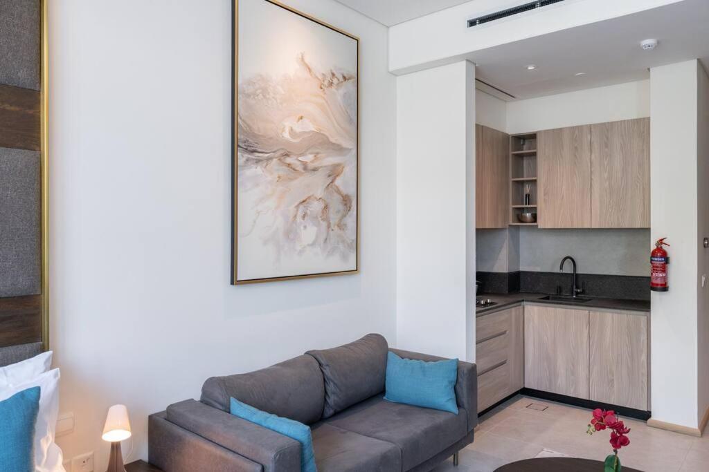 Modern W Spacious Terrace In Jvc -suiteable * Dubai