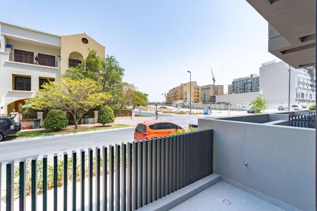 Modern W Spacious Terrace In Jvc -suiteable * Dubai