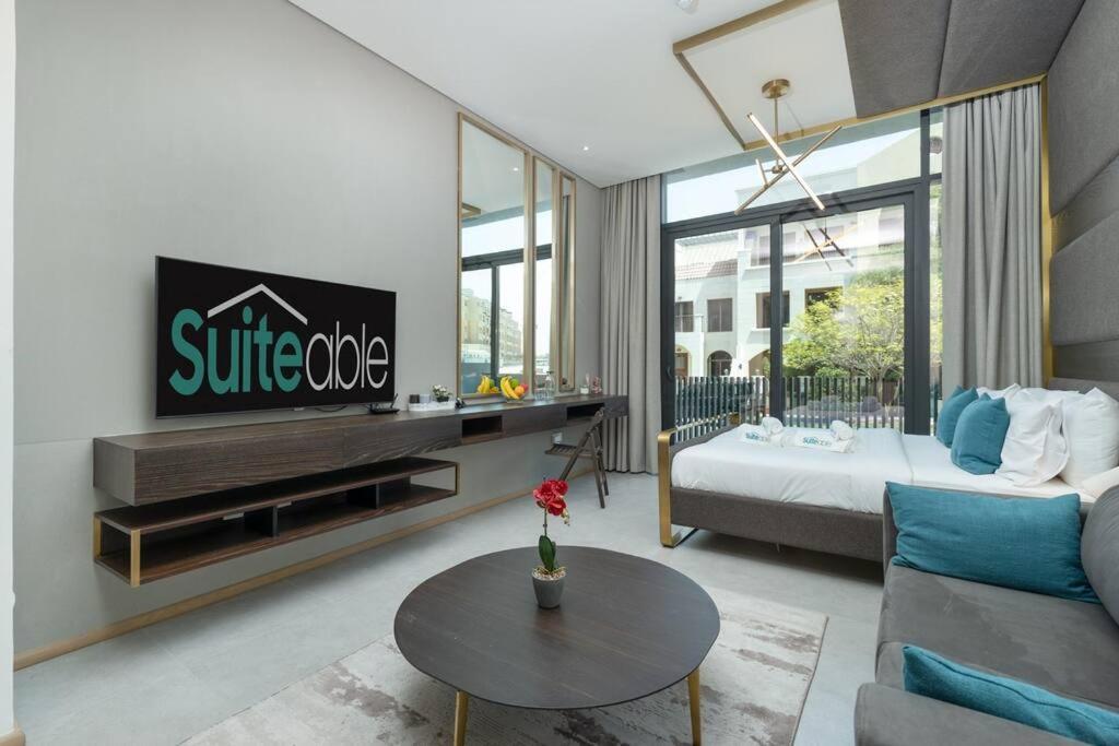 Modern W Spacious Terrace In Jvc -suiteable Apartment