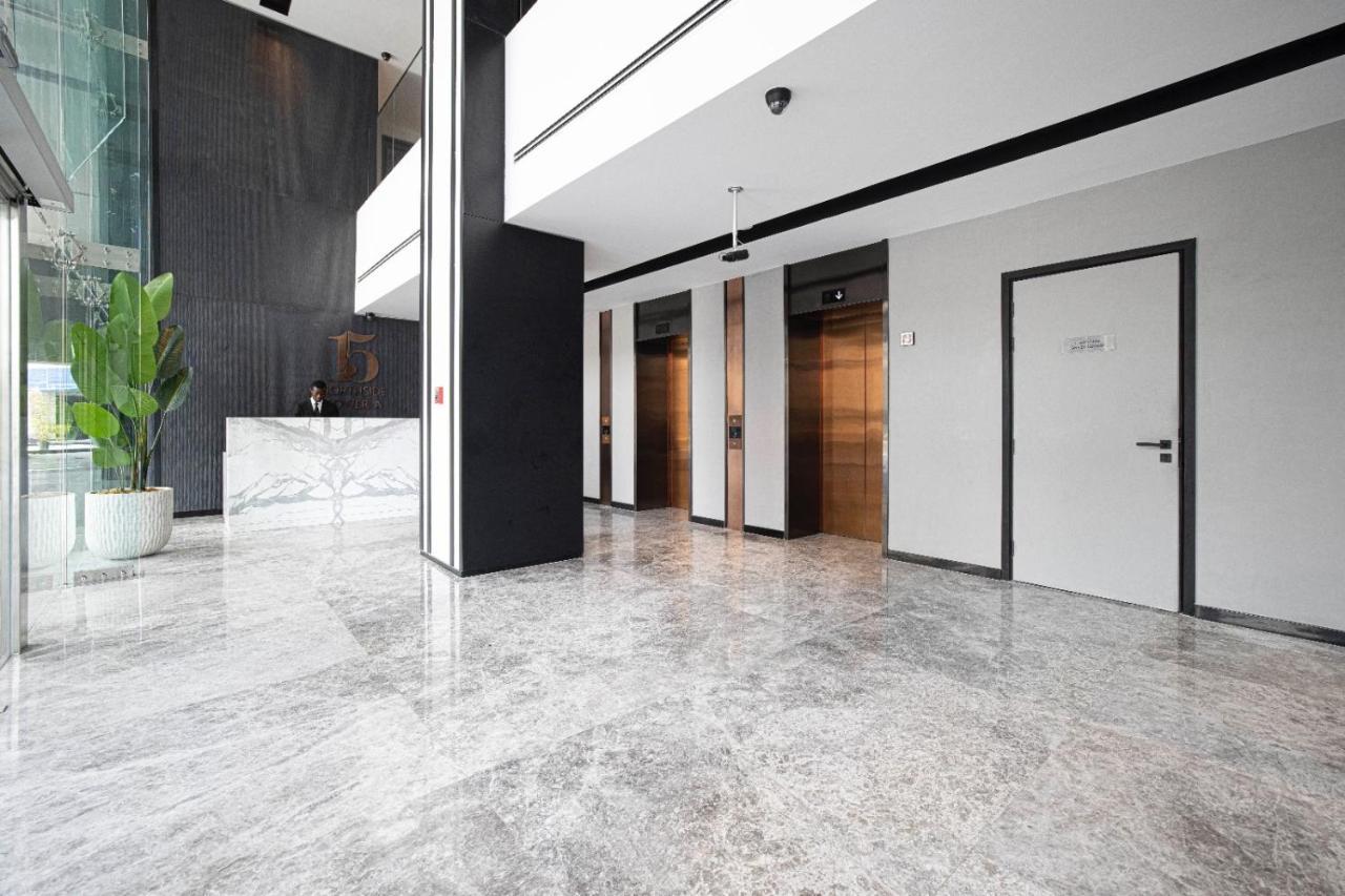 The 15 Northside Luxury Living Apartment