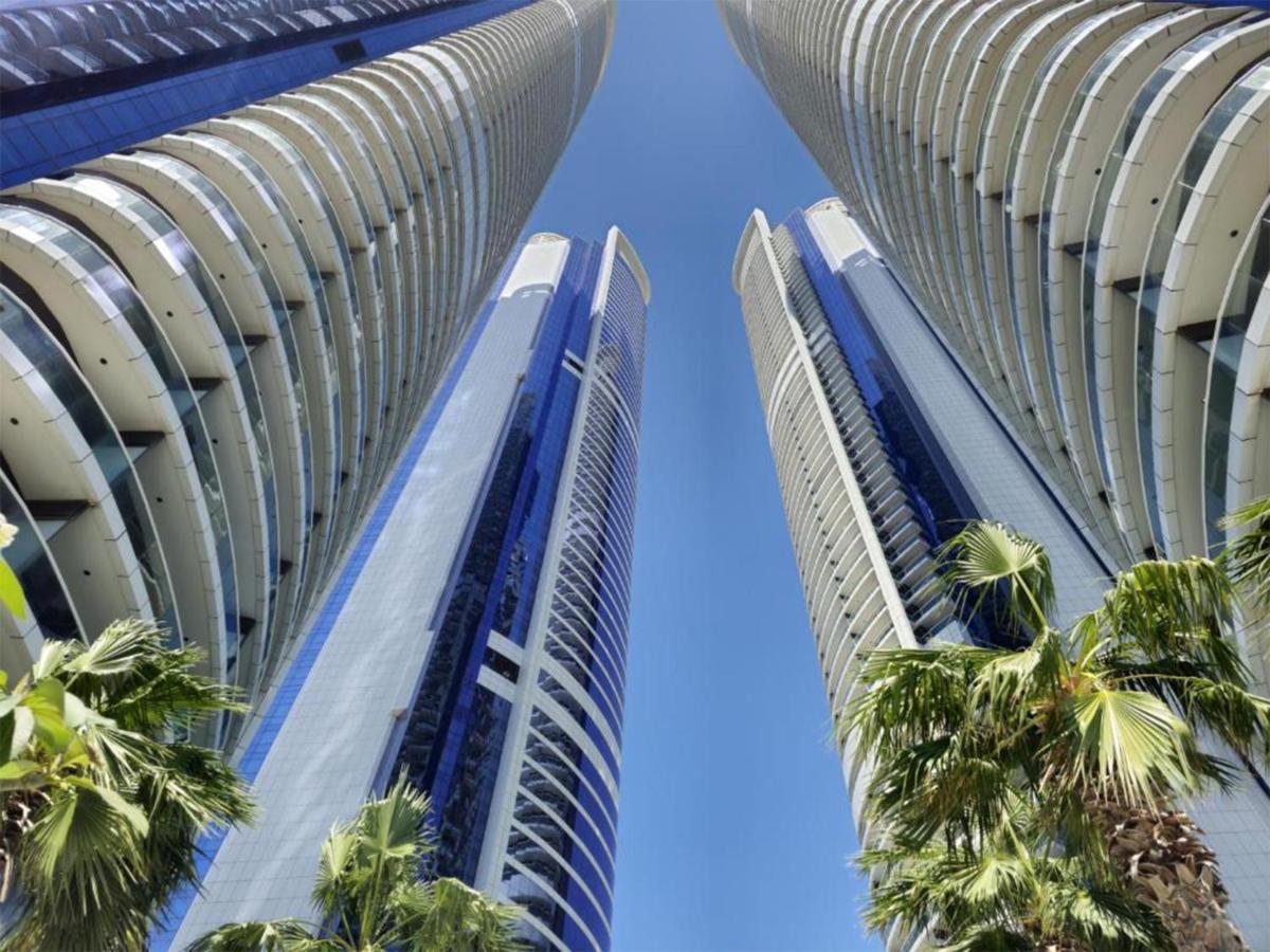 Paramount Towers - Cosmos Living 1 Bedroom Apartment Dubai