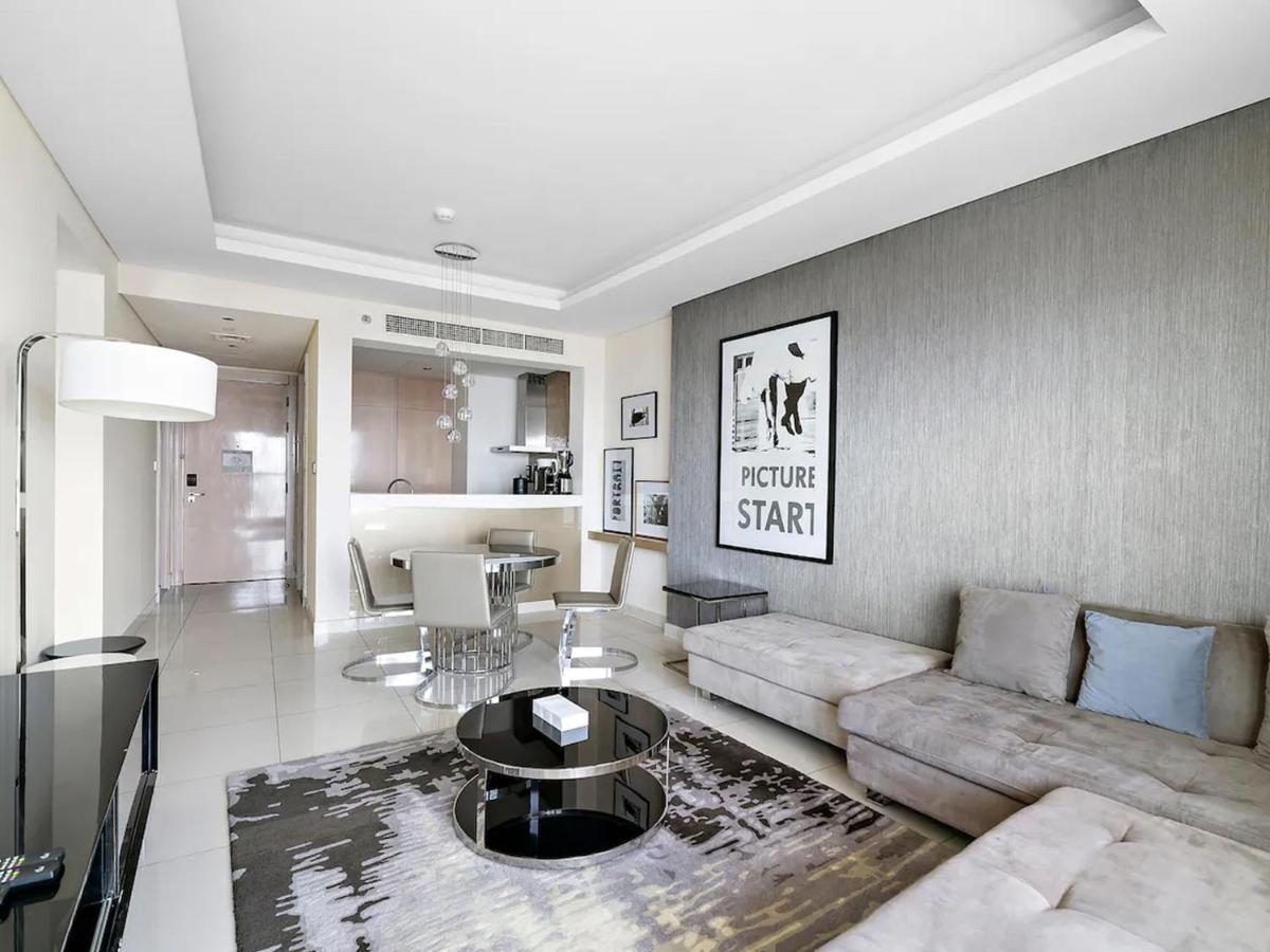 Paramount Towers - Cosmos Living 1 Bedroom