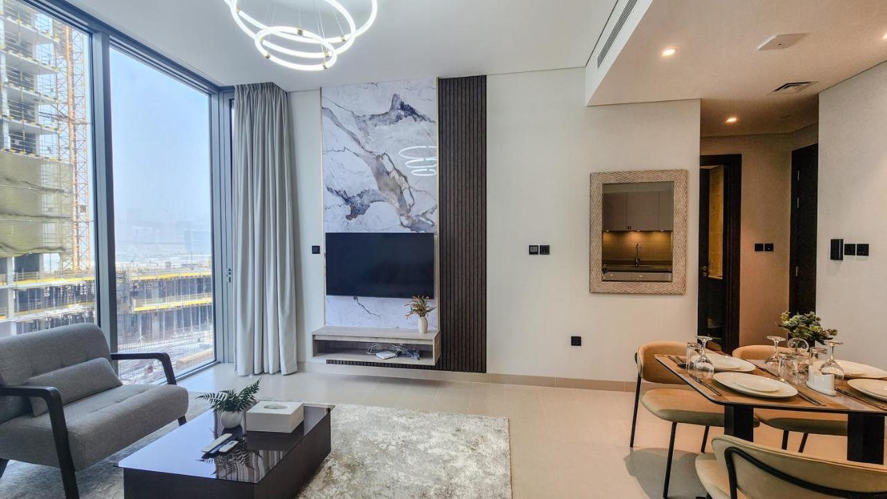 By Latinem Luxury 2br Cvr A507 Near Burj Khalifa Apartment