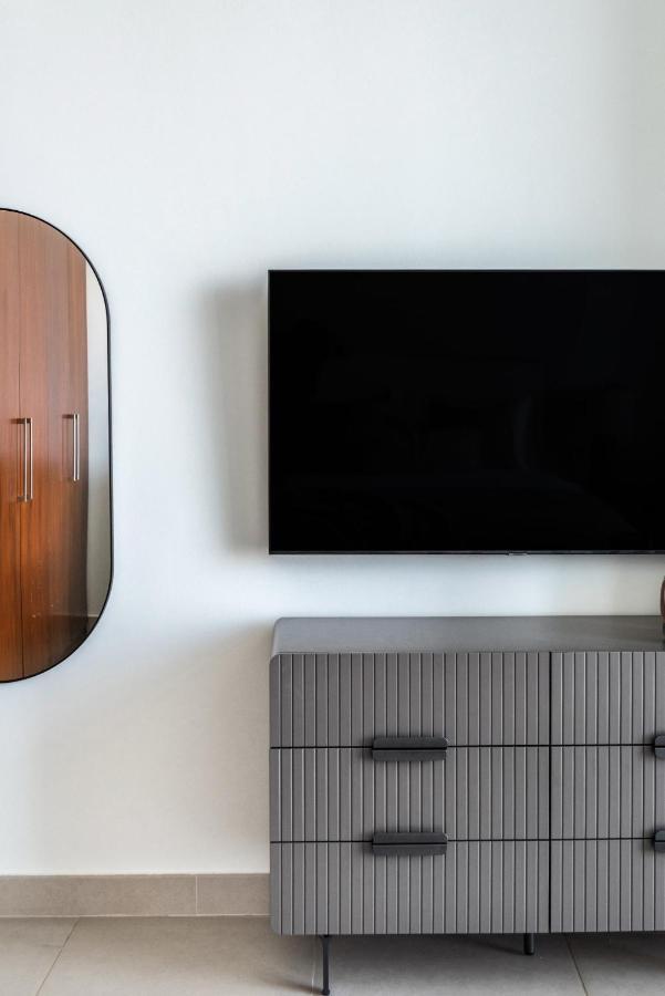 The Smart Concierge - Burjvista Apartment *