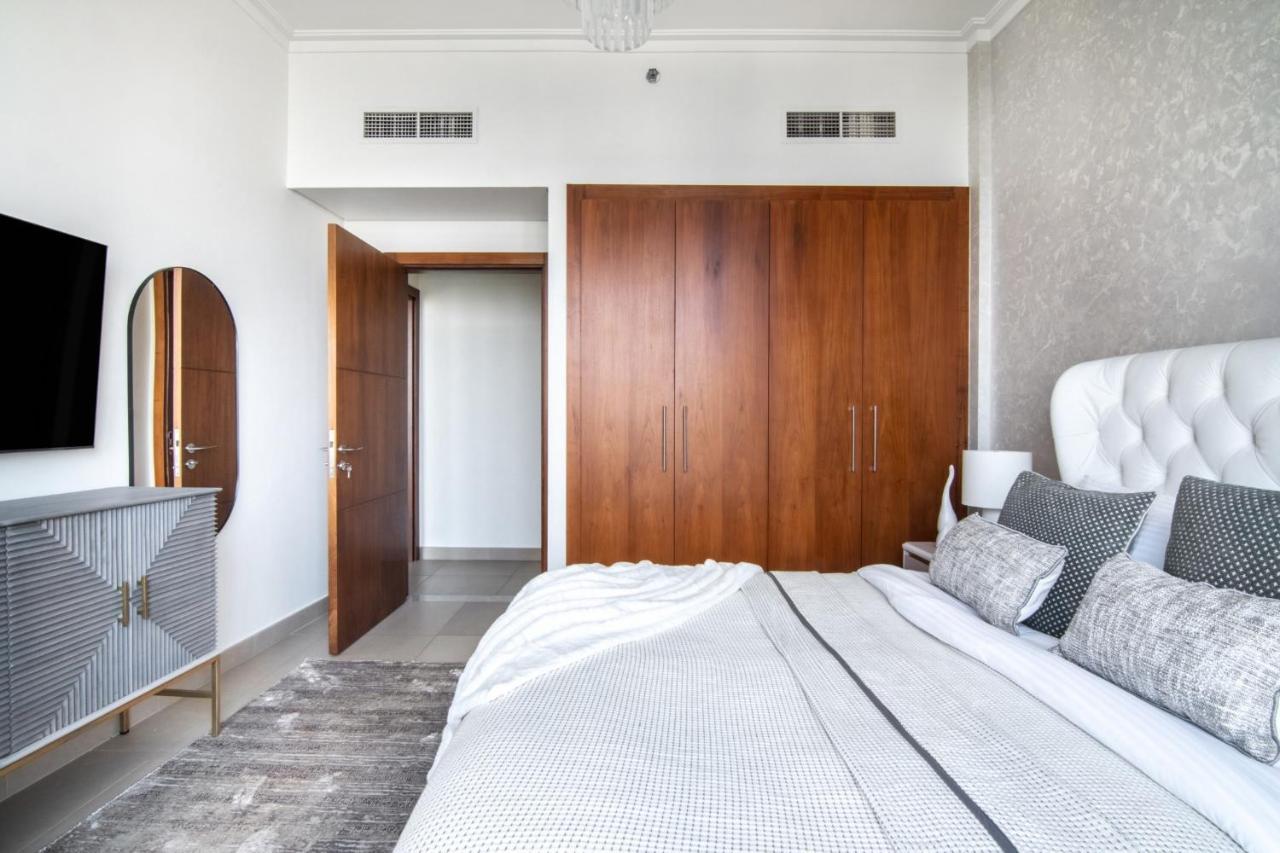 The Smart Concierge - Burjvista *
