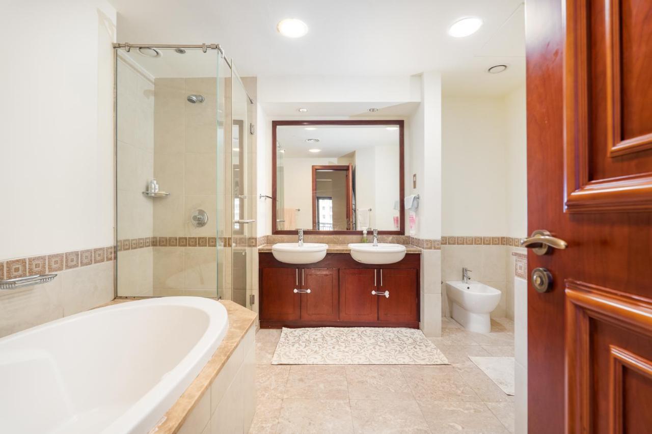 Daniels Sea View 2br In Fairmont The Palm *