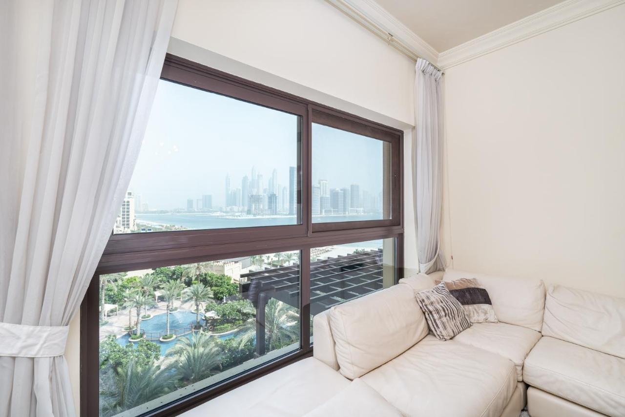 Daniels Sea View 2br In Fairmont The Palm Apartment *