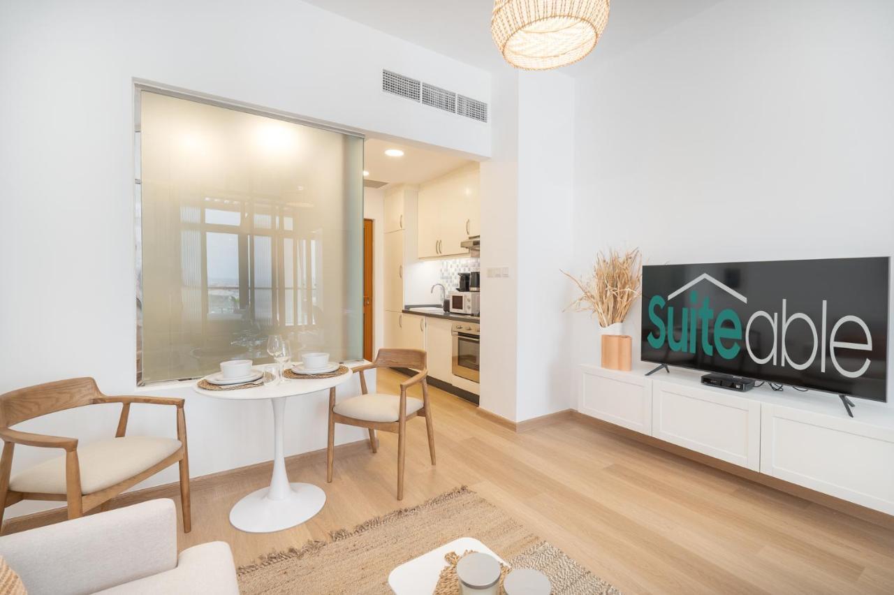 Apartment Palm View Tranquil Paradise By Suiteable