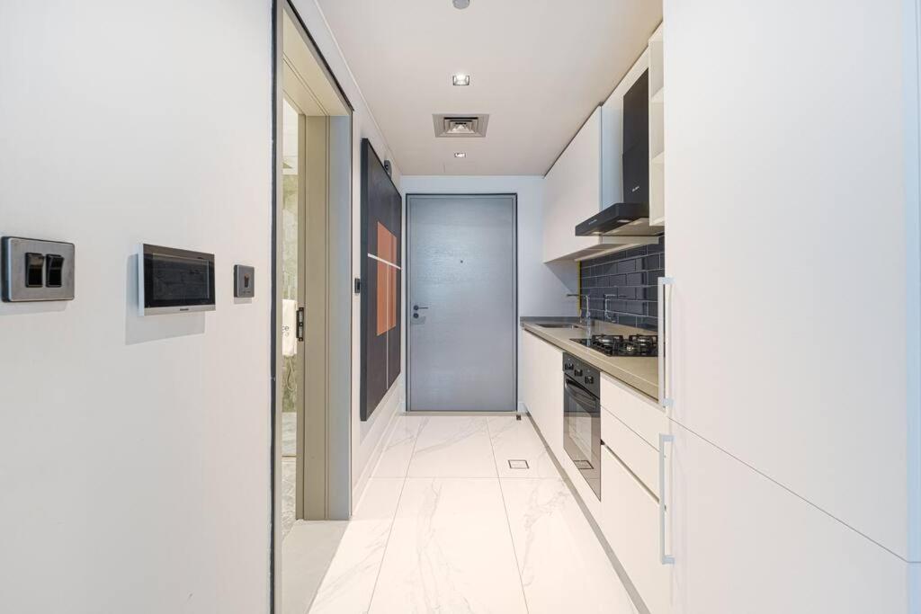Apartment Modern Sanctuary Mag 318 In Business Bay