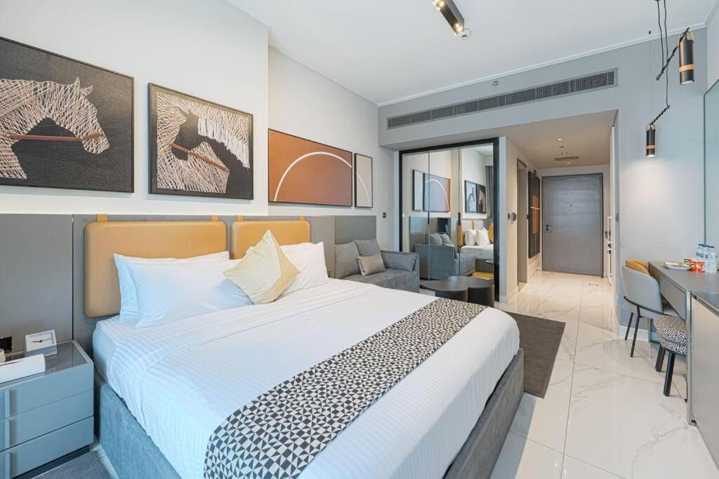 Modern Sanctuary Mag 318 In Business Bay *