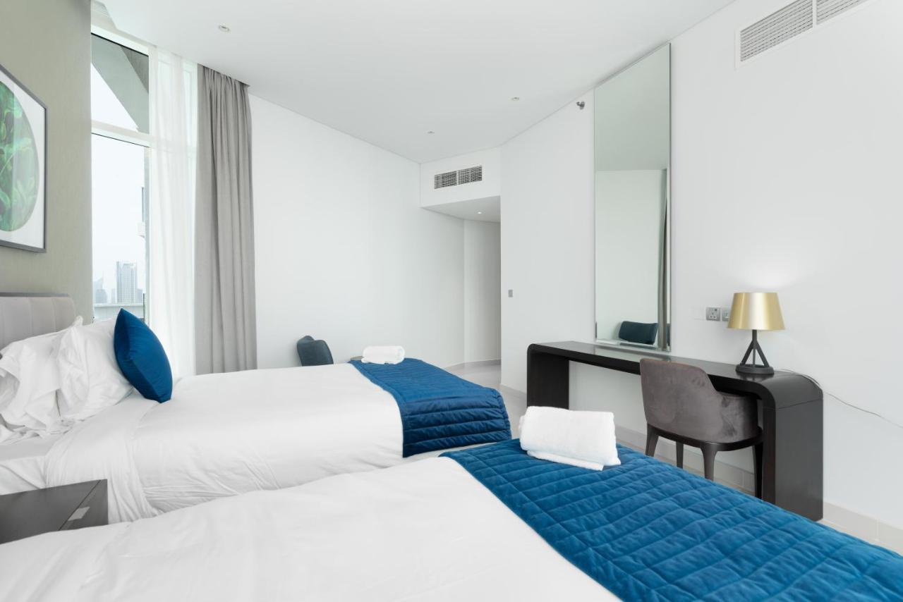 White Sage - With Incredible Canal And Burj Khalifa Views *