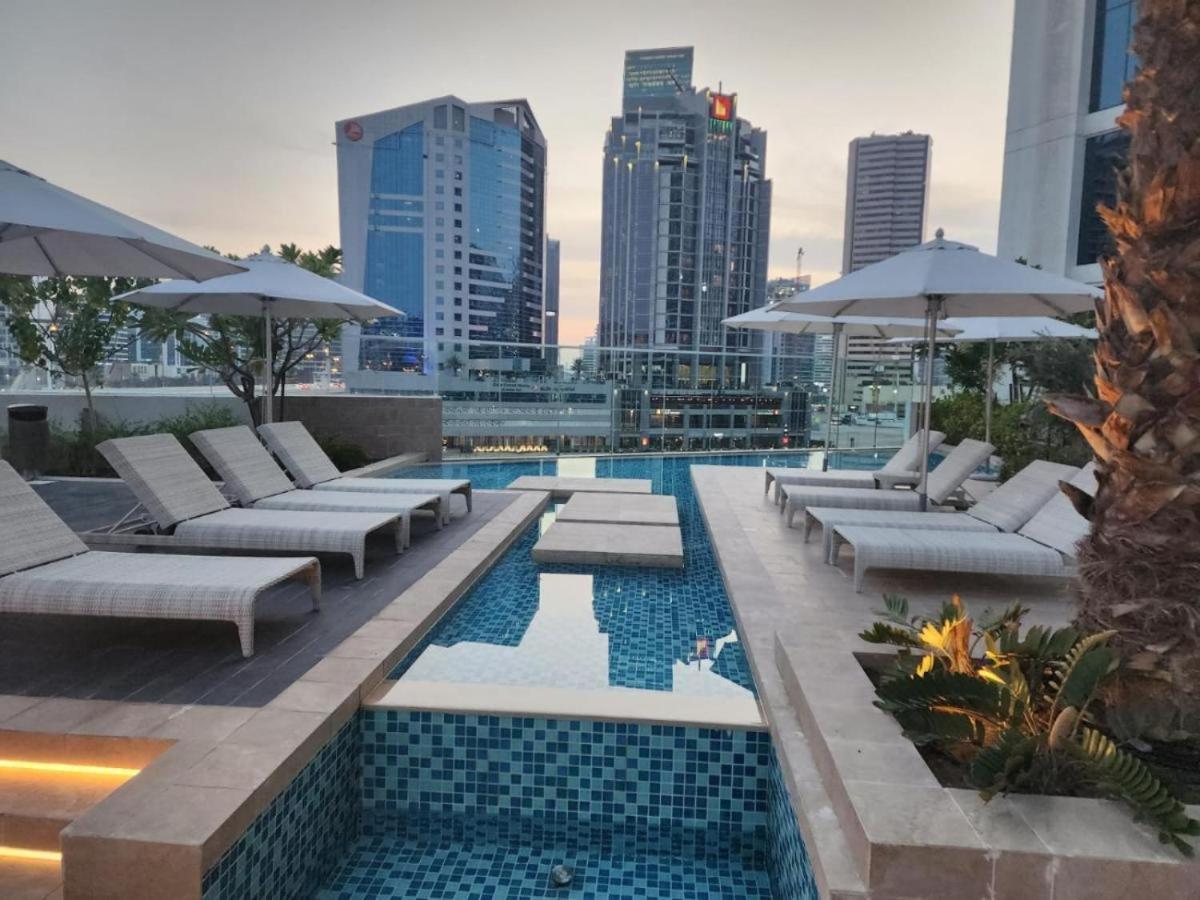 White Sage - With Incredible Canal And Burj Khalifa Views Apartment