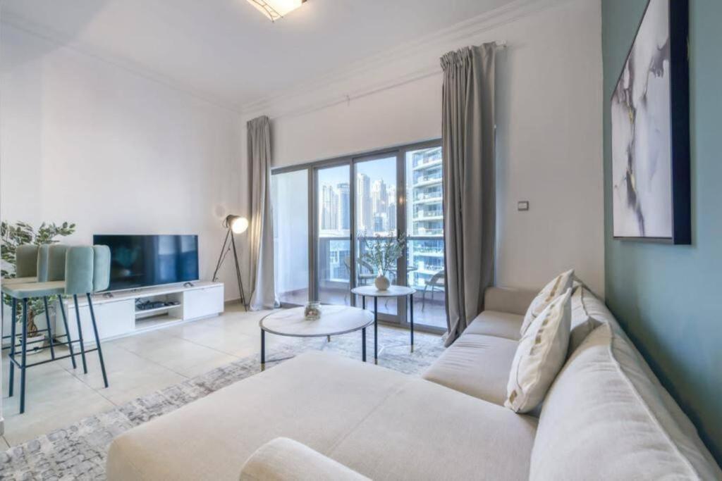 Zumurud Tower 1br Marina View Apartment *