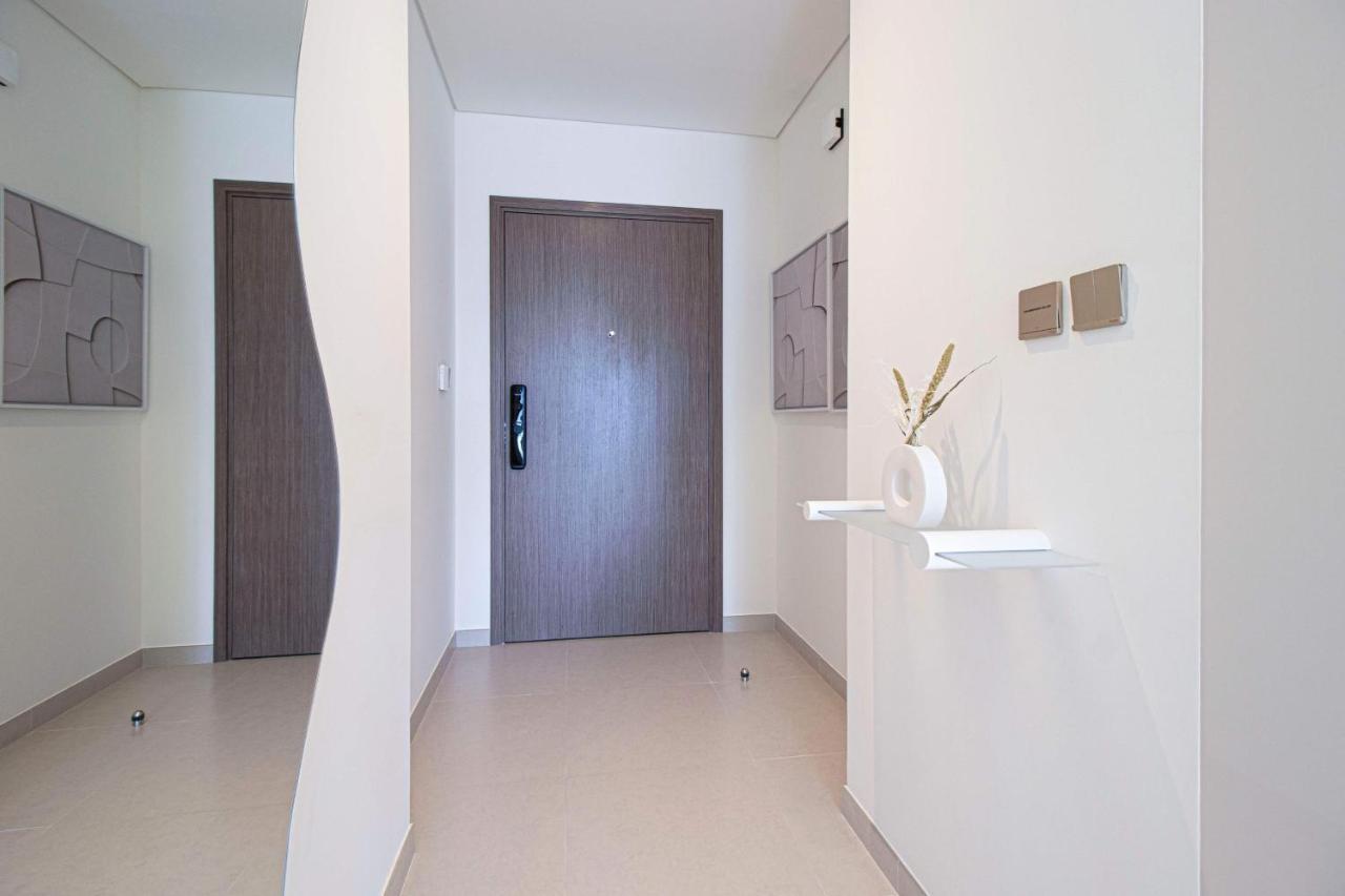 Havenue At Burj Royale - Full Burj Khalifa View - 2 Bed - Pool - Gym Dubai